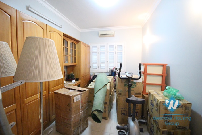 Nice and affordable 5 bebdroom villa to rent in Ciputra